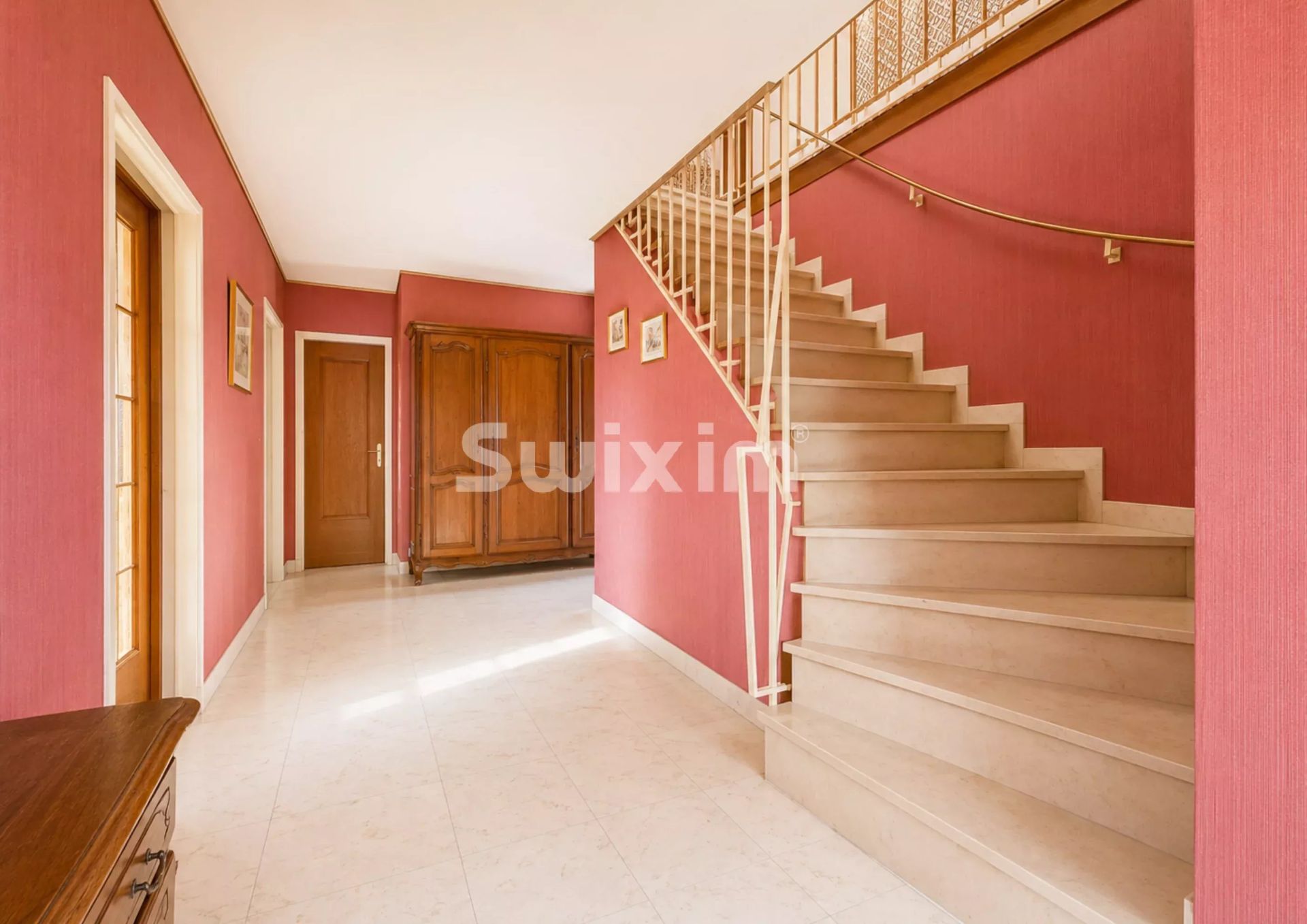 house 7 Rooms for sale on Bergheim (68750)