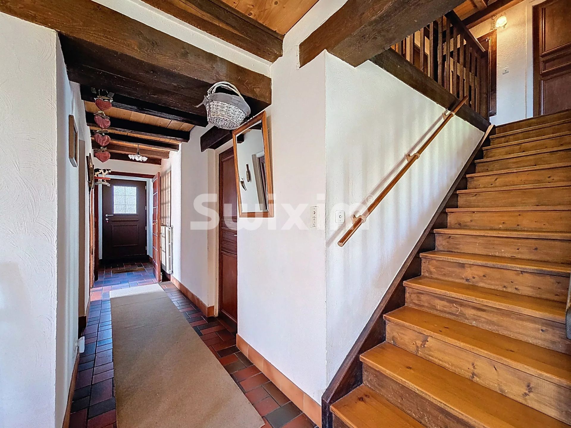 casa 6 Camere in vendita su Échenevex (01170)