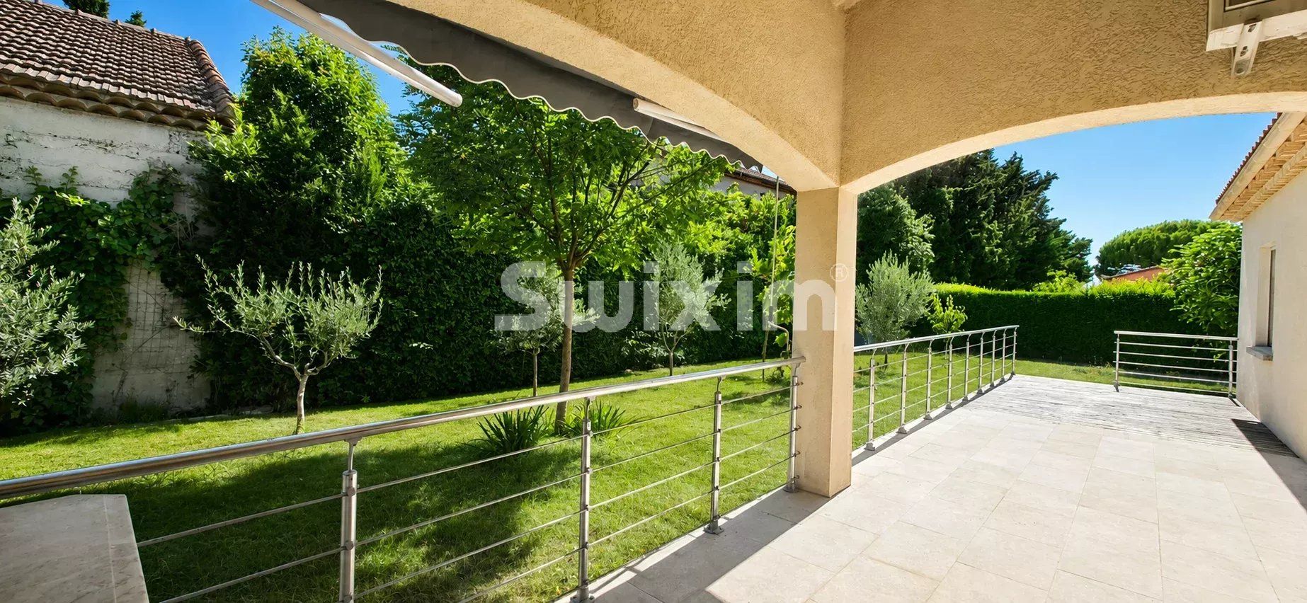 villa 7 Camere in vendita su Valréas (84600)