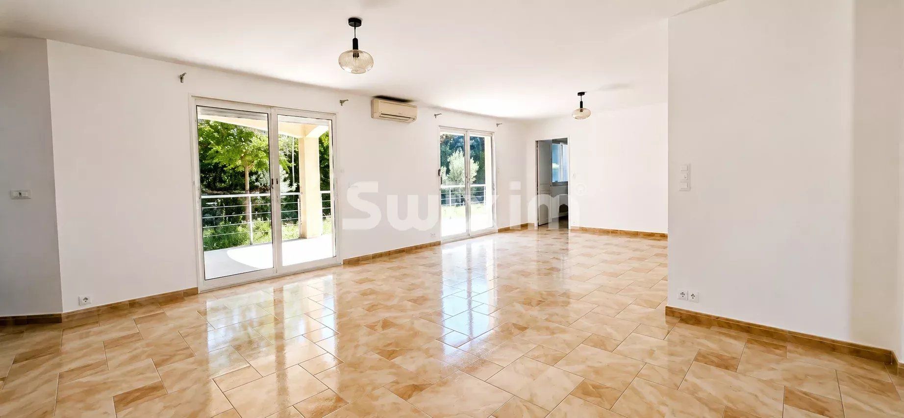 villa 7 Camere in vendita su Valréas (84600)