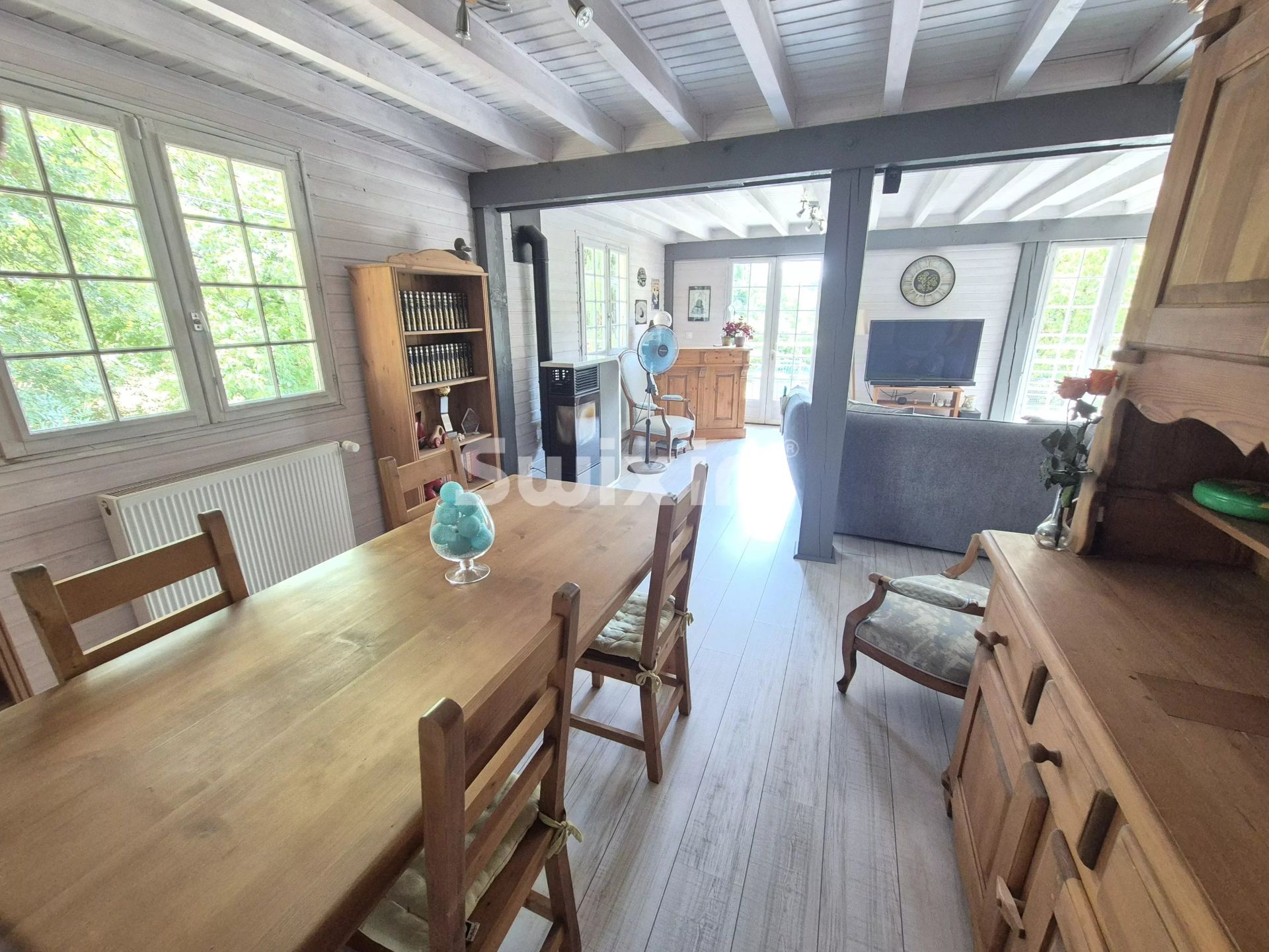 chalet 5 Rooms for sale on Rochefort-sur-Nenon (39700)