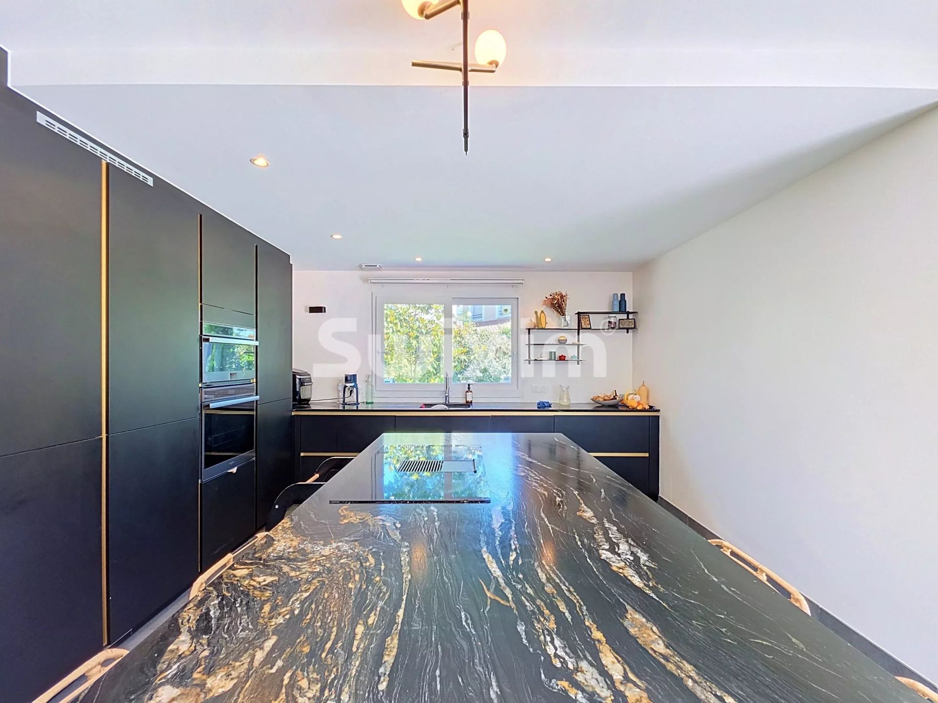 maison 5 Pièces en vente sur Saint-Genis-Pouilly (01630)