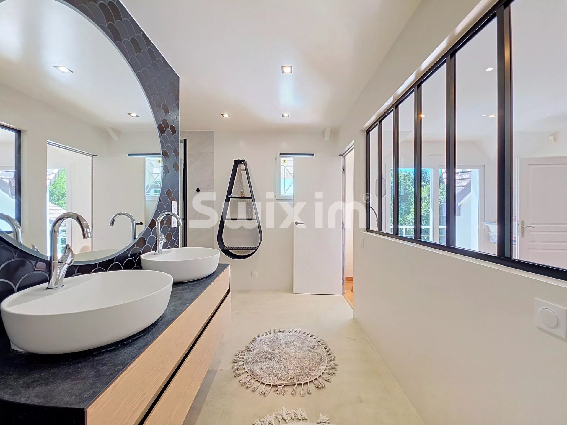 maison 5 Pièces en vente sur Saint-Genis-Pouilly (01630)