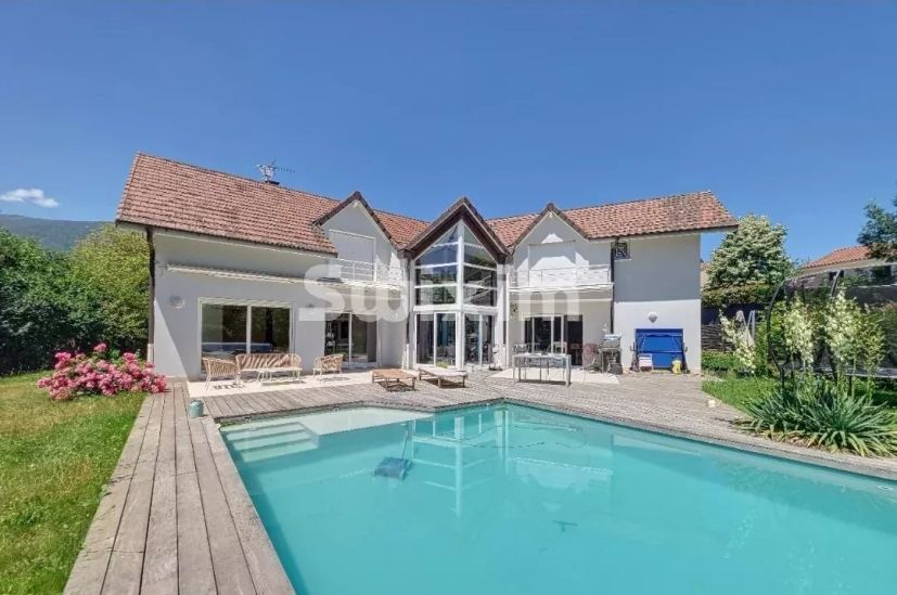 Vente Maison Saint-Genis-Pouilly 5&nbsp;Pièces 235&nbsp;m²