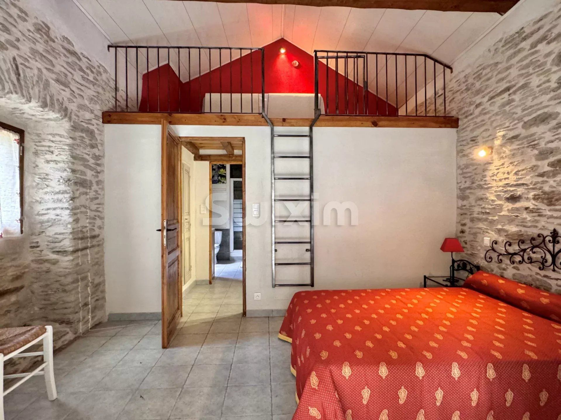 propriété 11 Pièces en vente sur Saint-Martin-de-Boubaux (48160)