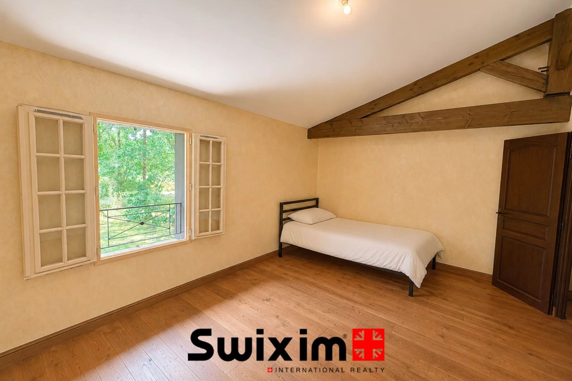 maison 7 Pièces en vente sur Sainte-Hélène (33480)