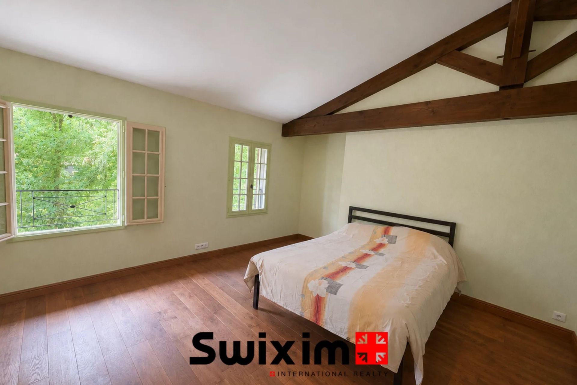 maison 7 Pièces en vente sur Sainte-Hélène (33480)