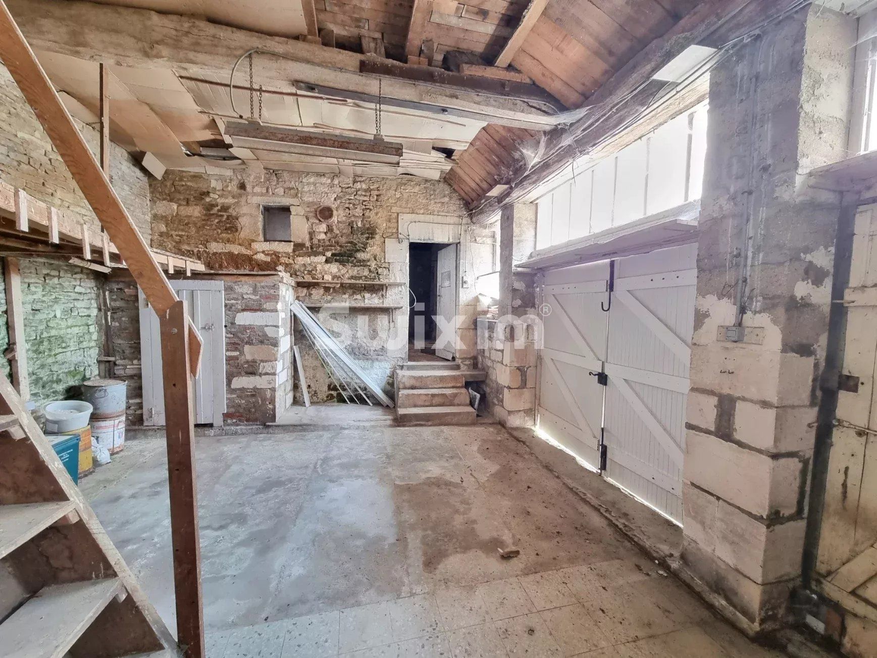 casa 7 Quartos para venda sobre Courson-les-Carrières (89560)