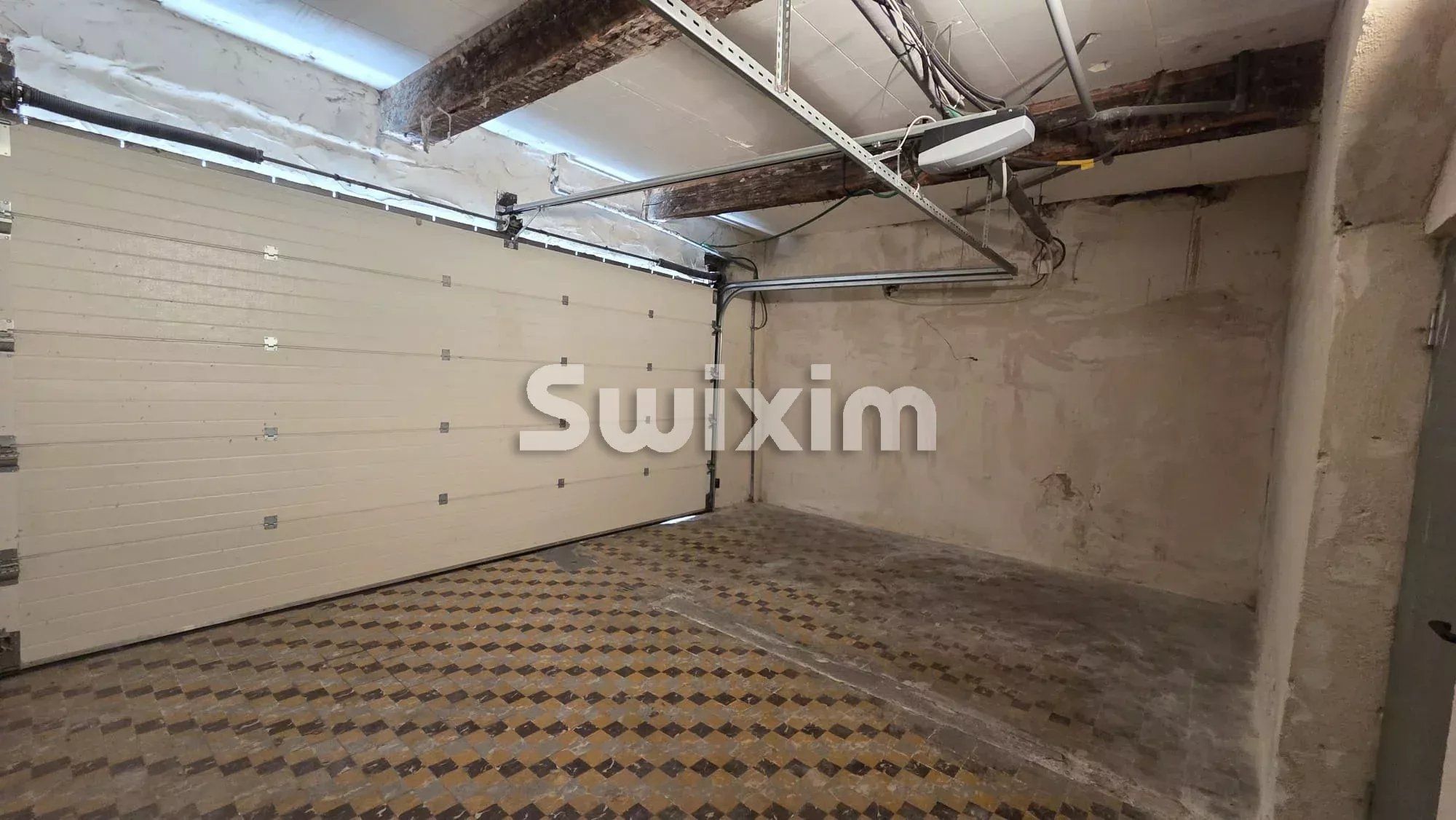 immeuble 10 Pièces en vente sur Mondragon (84430)