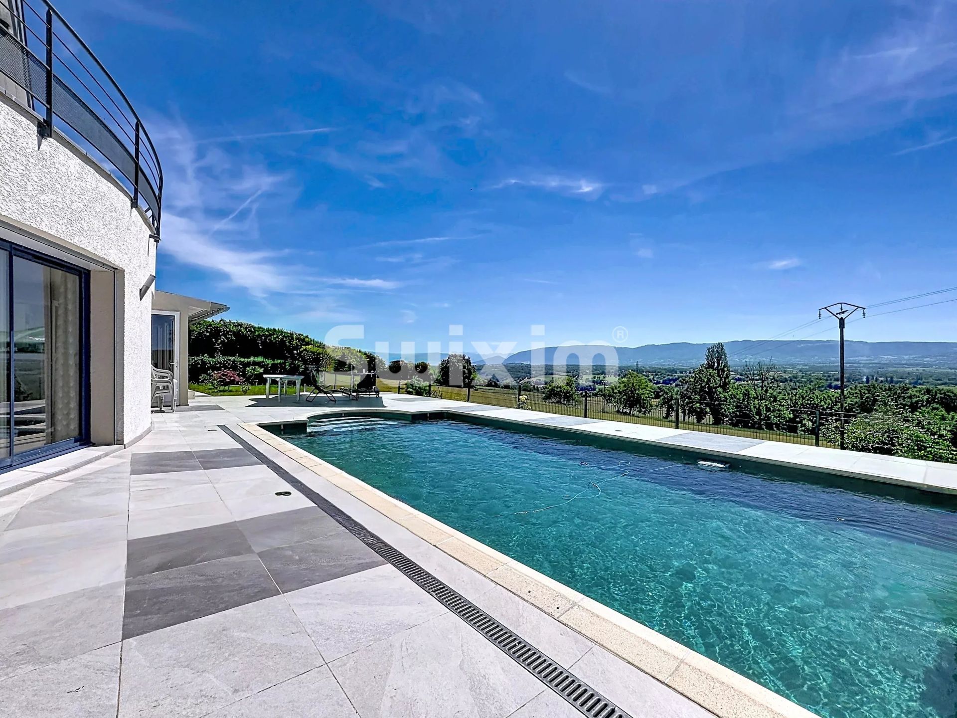 casa 7 Camere in vendita su Challex (01630)