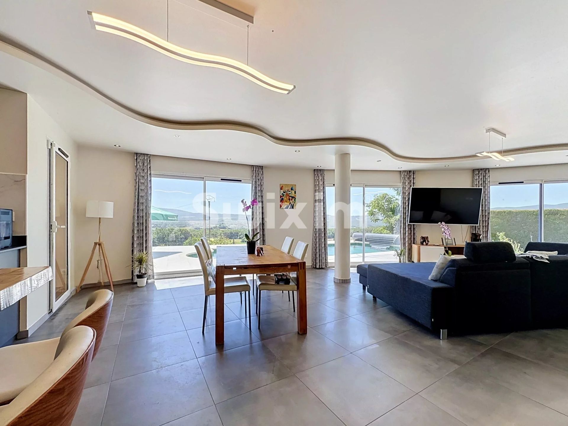 casa 7 Camere in vendita su Challex (01630)