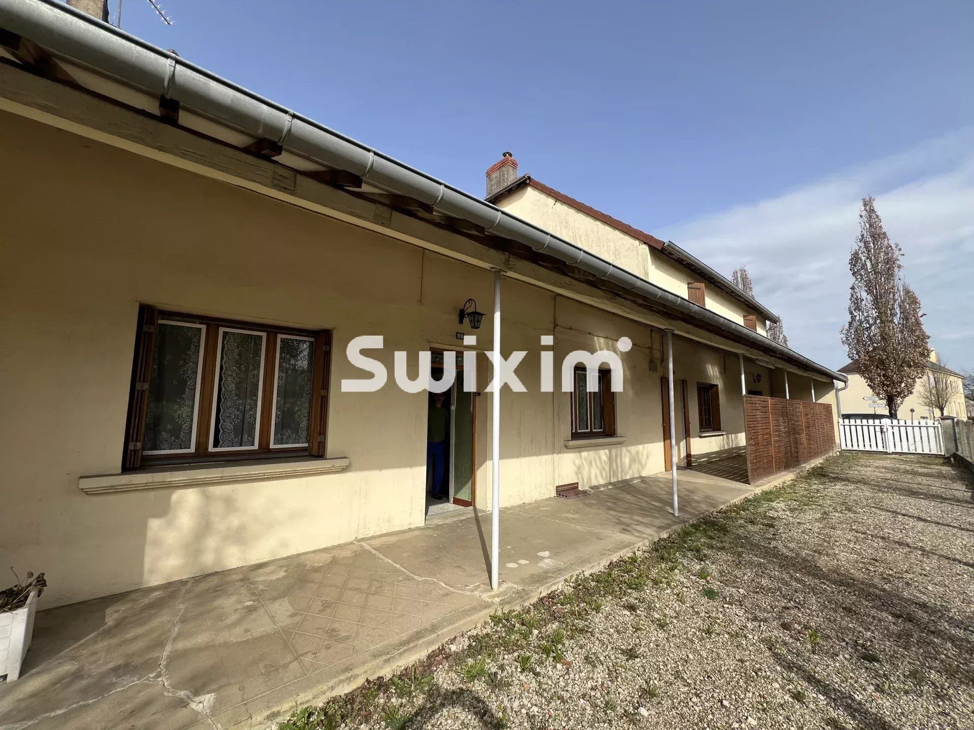 casa 11 Quartos para venda sobre Savigny-en-Revermont (71580)