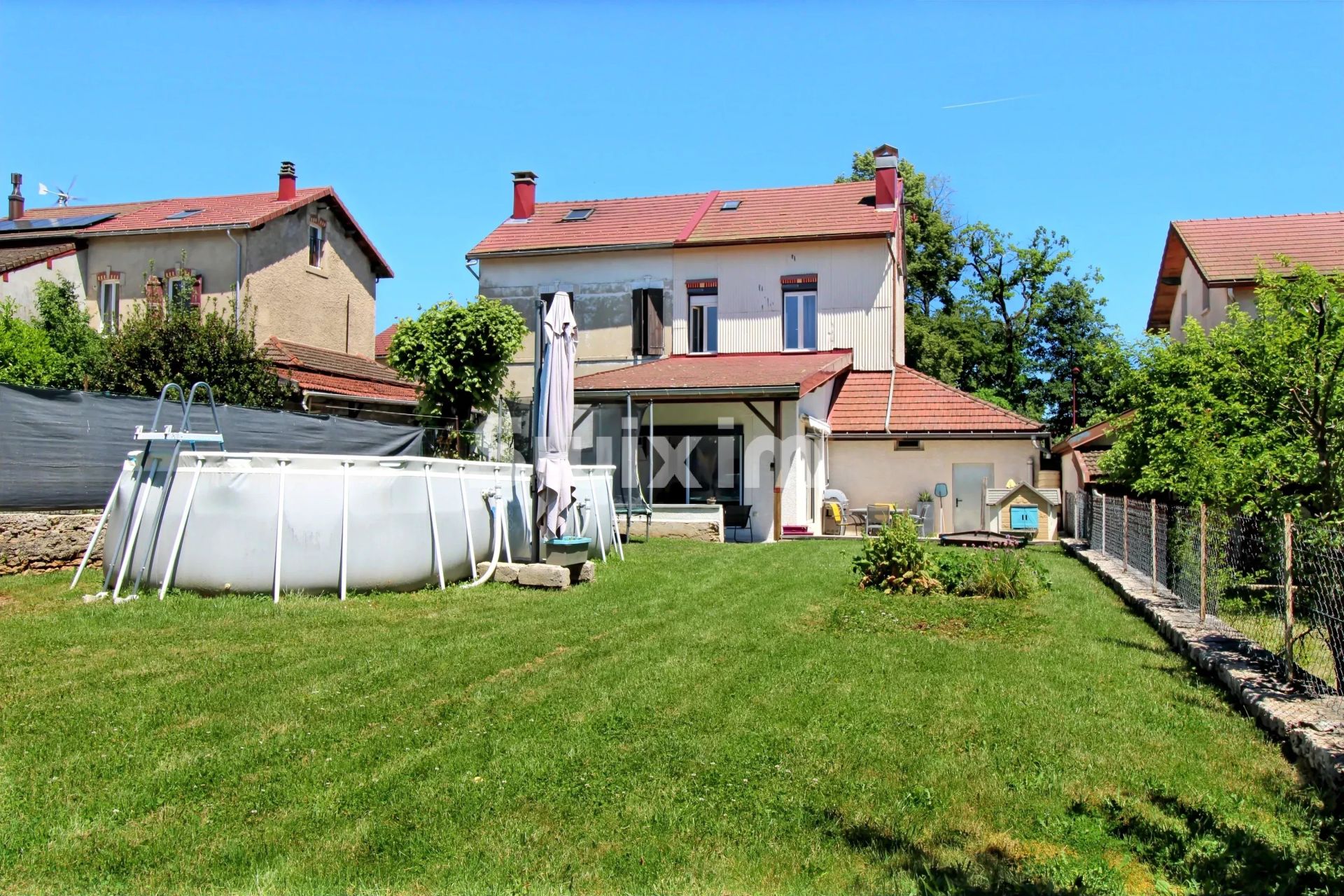 casa 5 Salas en venta en Coteaux du Lizon (39170)