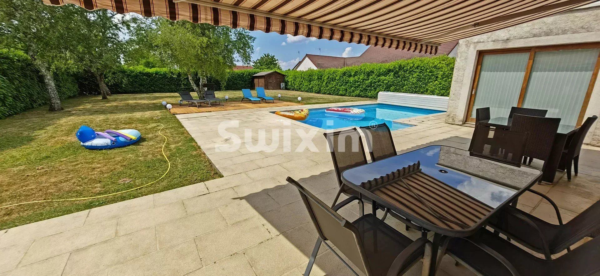 Maison 8 pièces 181 m² · à Damparis · 181 m² · 370 000 €