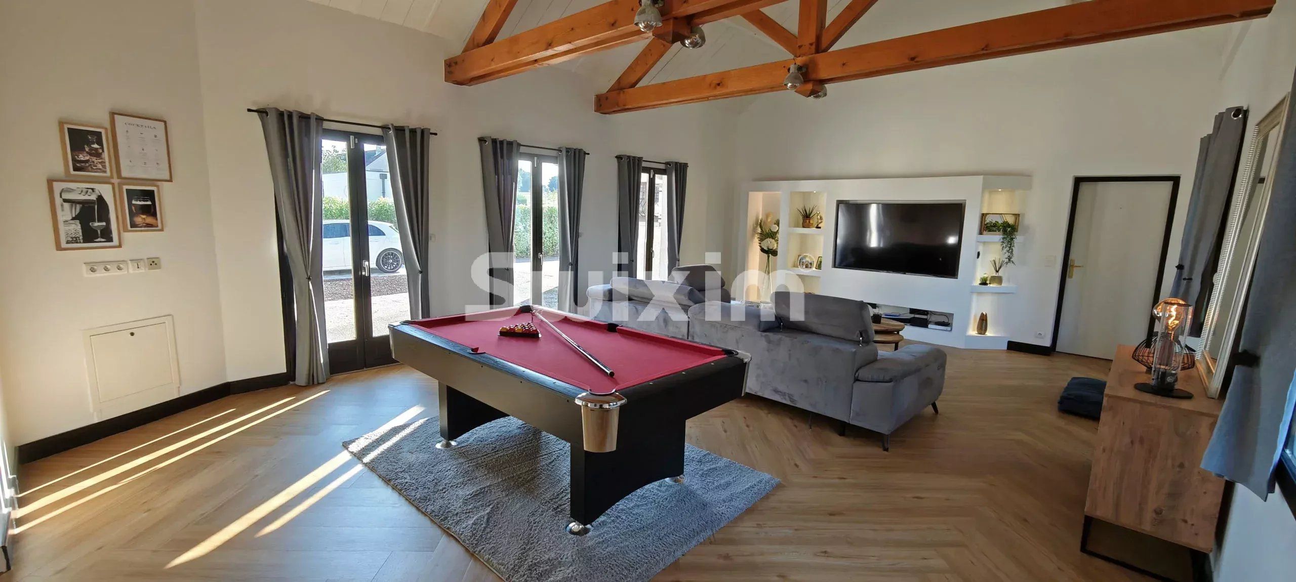 casa 8 Camere in vendita su Damparis (39500)