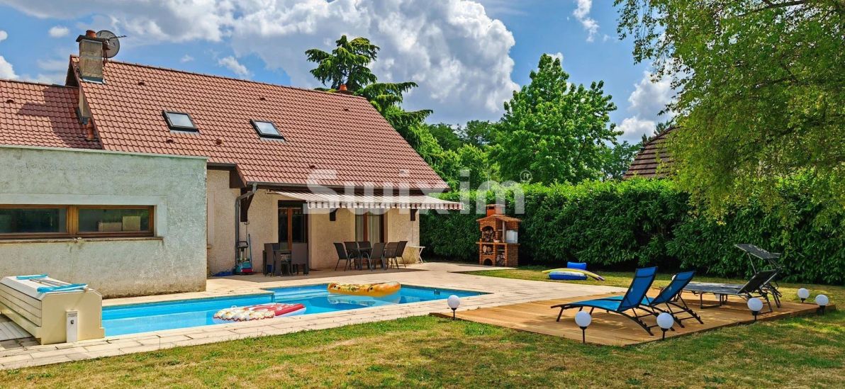 Venta Casa Damparis 8&nbsp;Salas 181&nbsp;m²