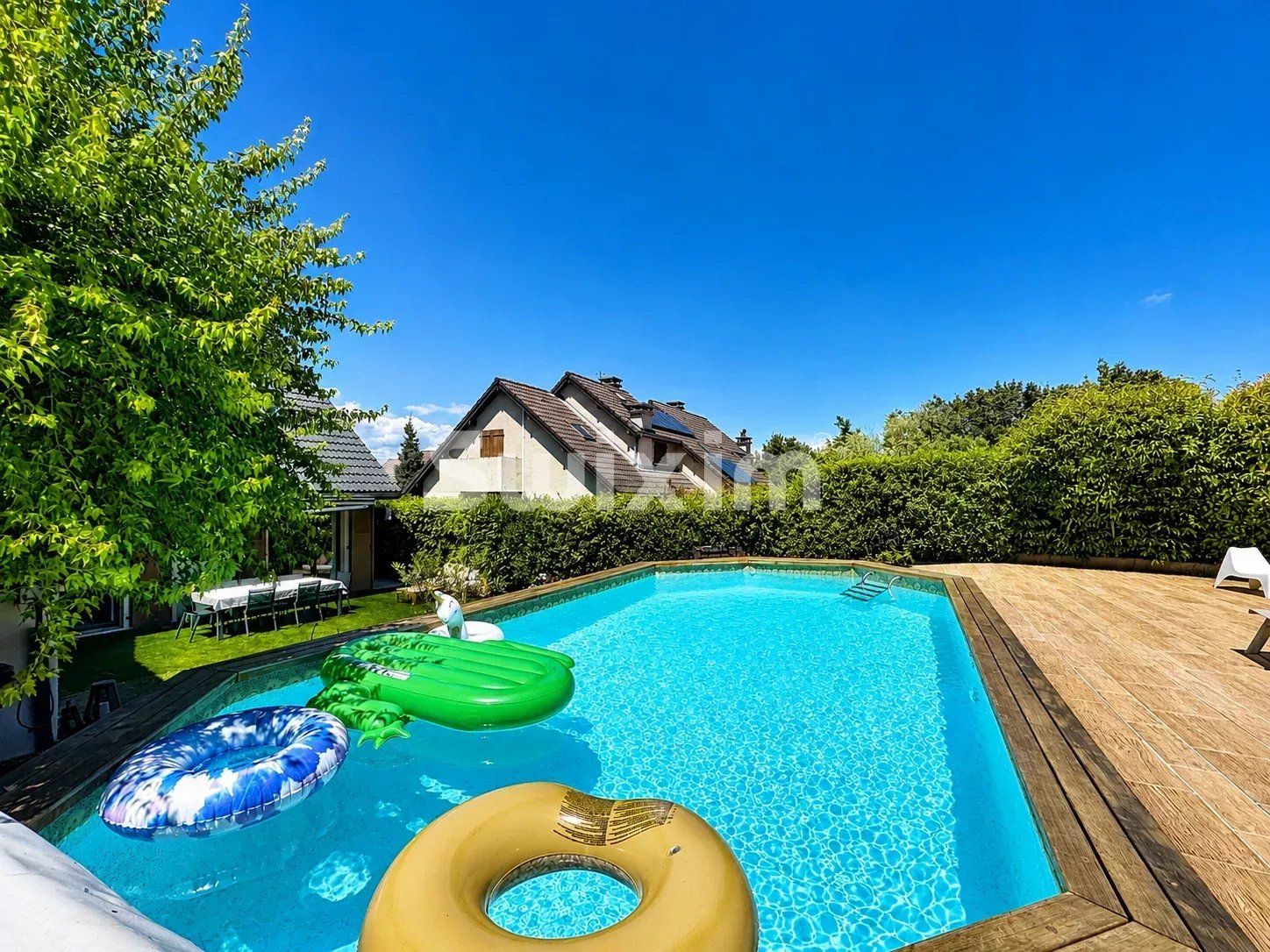 casa 5 Salas en venta en Saint-Julien-en-Genevois (74160)