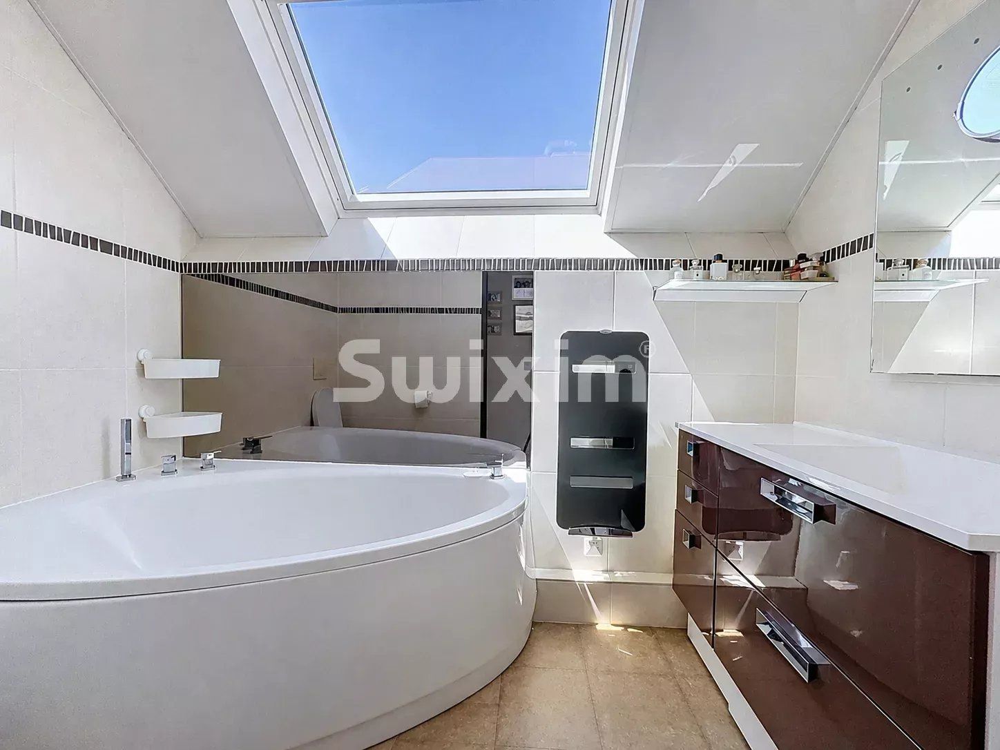 casa 5 Salas en venta en Saint-Julien-en-Genevois (74160)