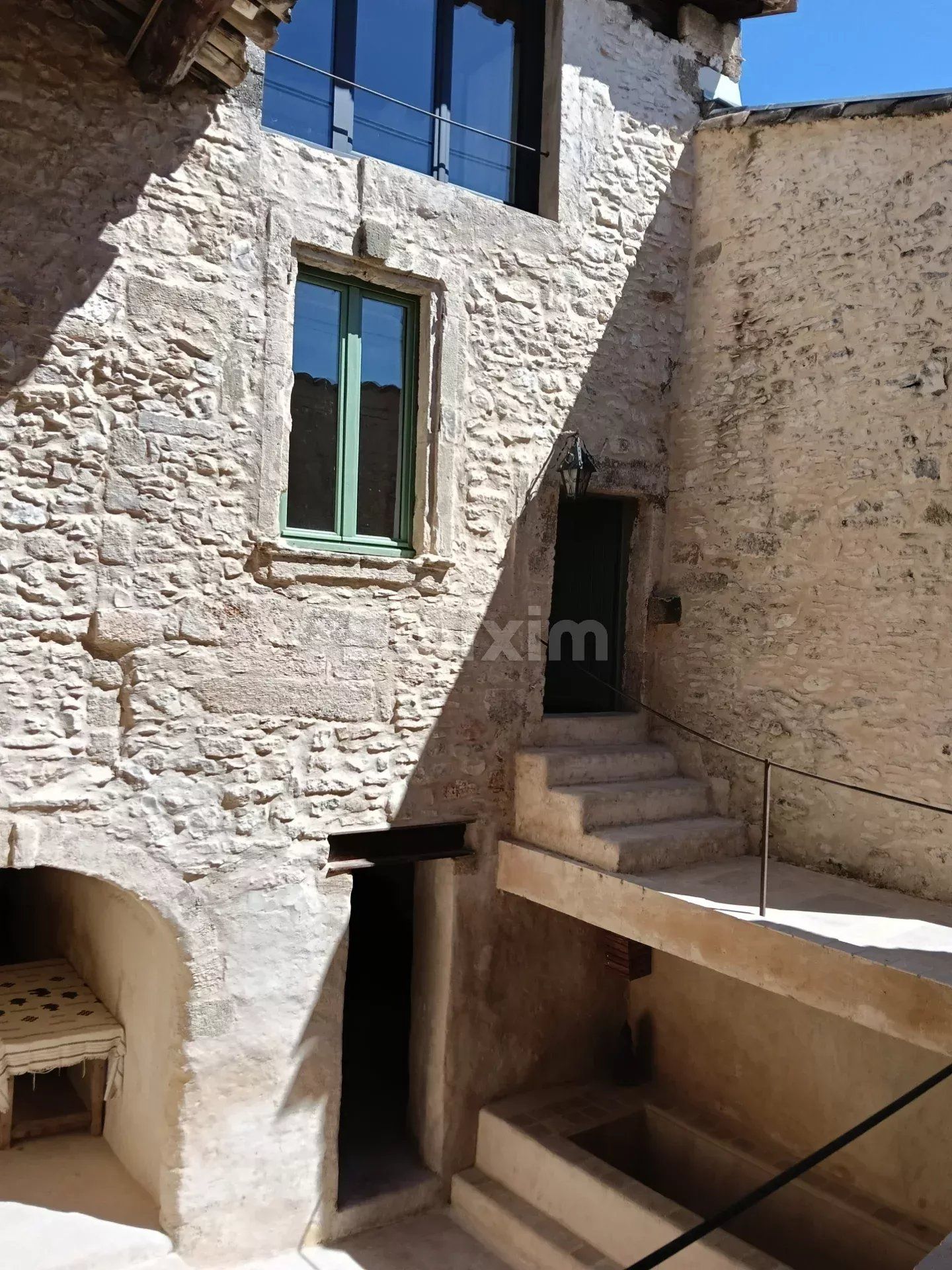 maison 4 Pièces en vente sur Saint-Maximin (30700)