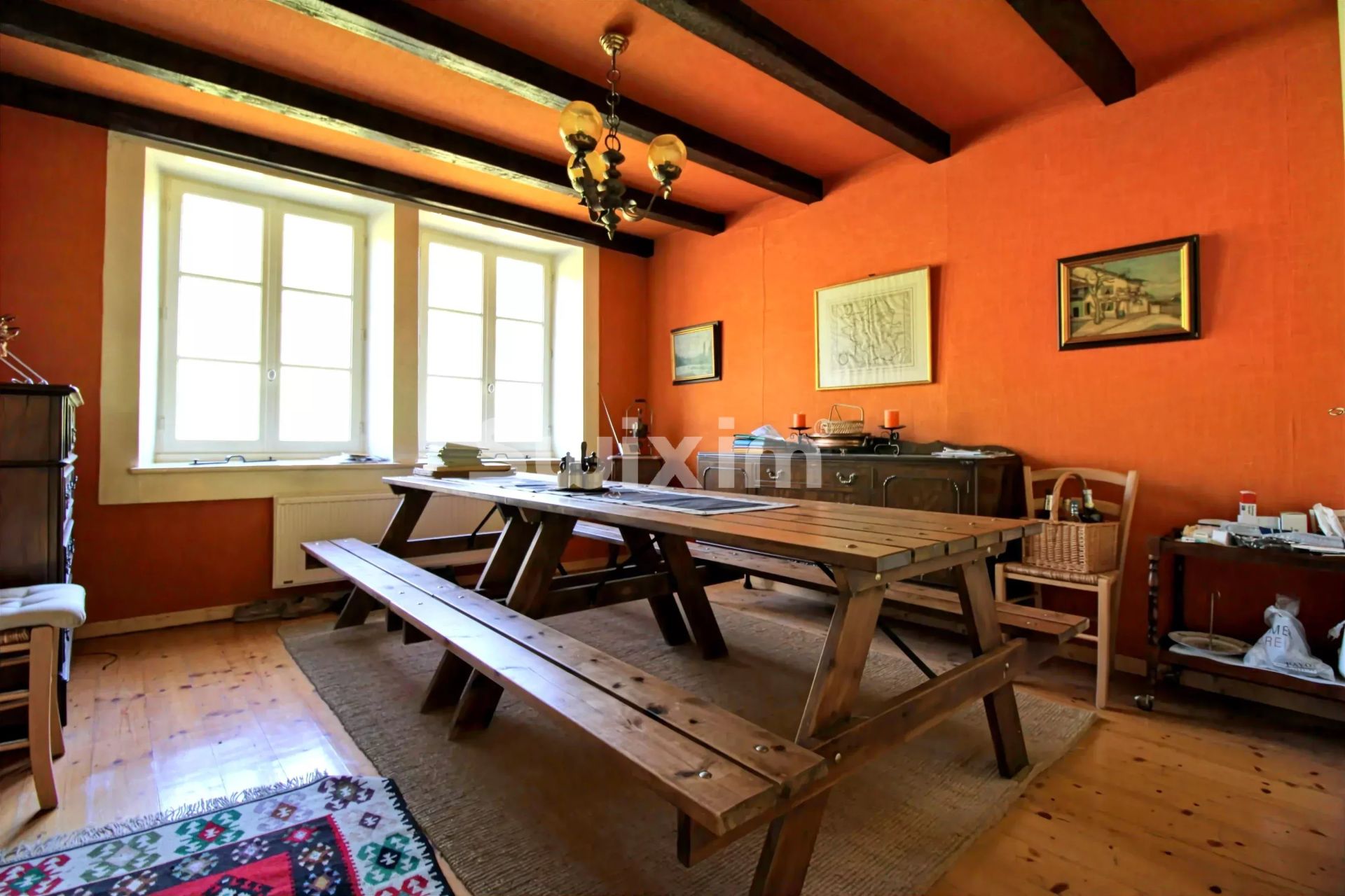 house 6 Rooms for sale on Longchaumois (39400)
