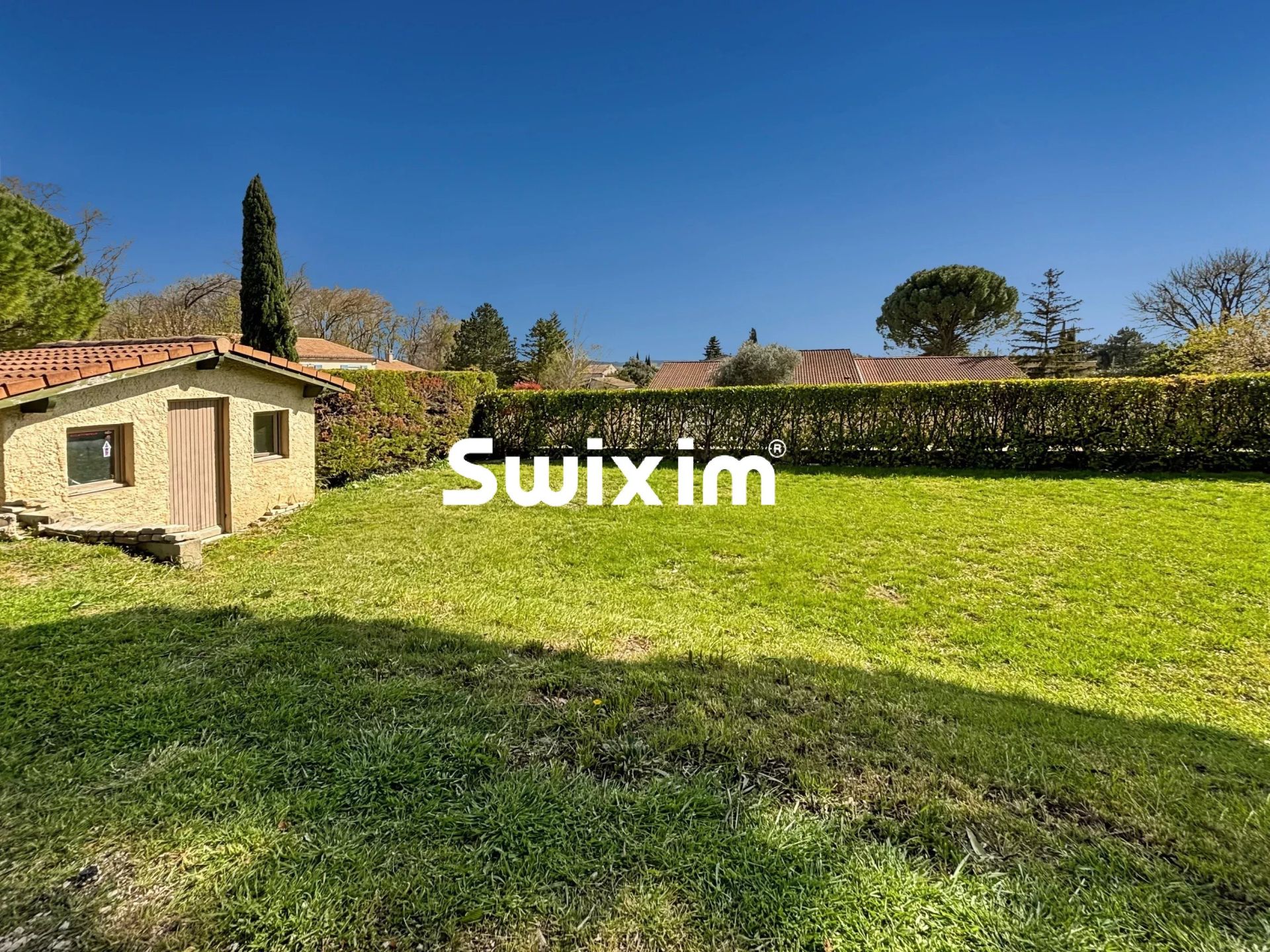 bastide 11 Camere in vendita su Sauzet (26740)
