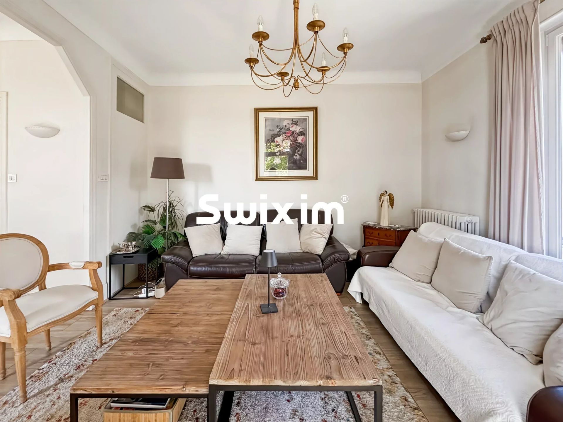 bastide 11 Camere in vendita su Sauzet (26740)