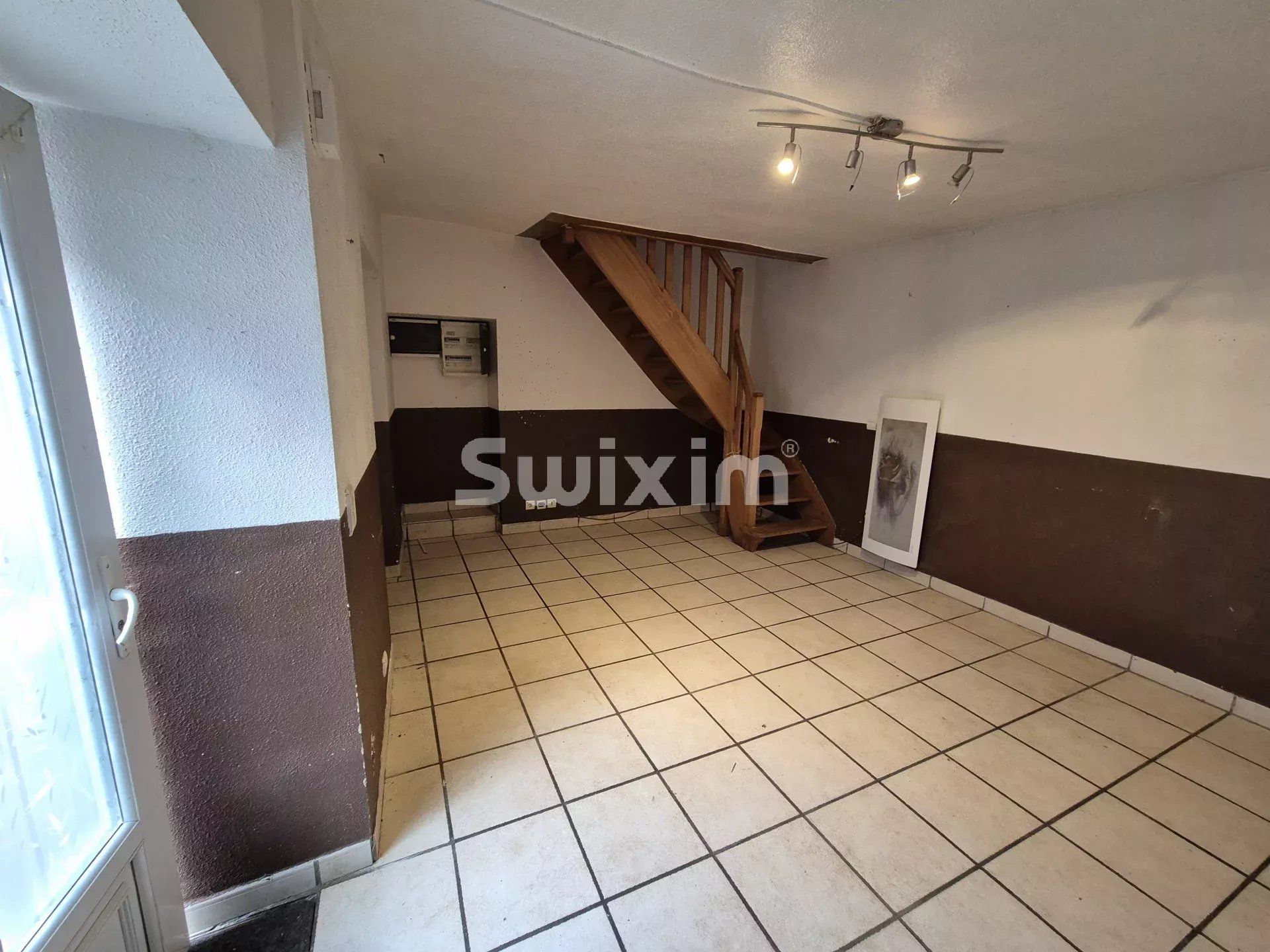 immobile 11 Camere in vendita su Orchamps (39700)