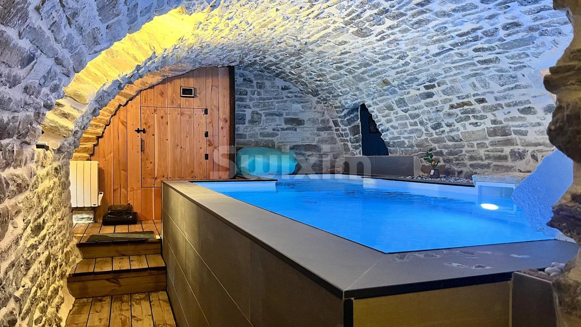 casa 8 Salas en venta en Saint-Étienne-de-l'Olm (30360)