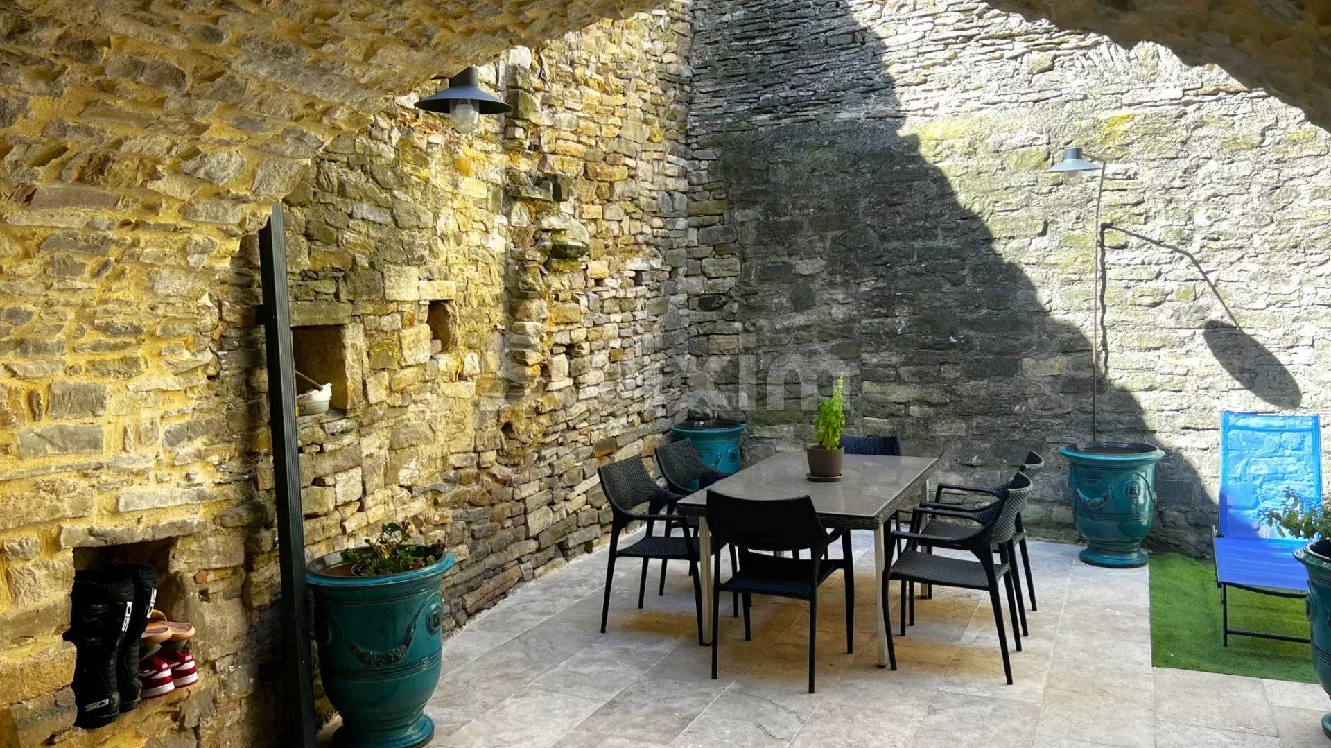 casa 8 Quartos para venda sobre Saint-Étienne-de-l'Olm (30360)