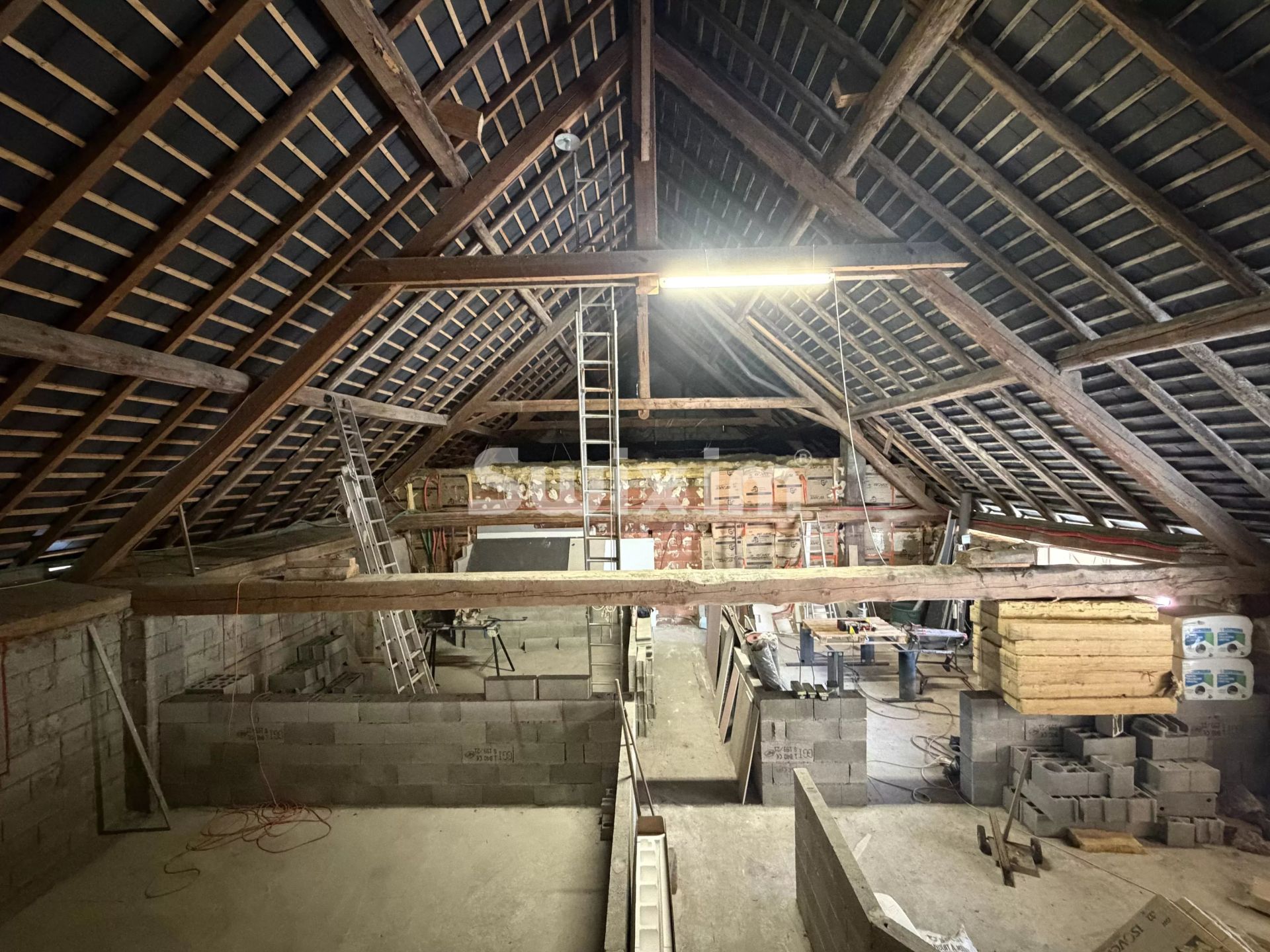 casa 8 Camere in vendita su Groisy (74570)
