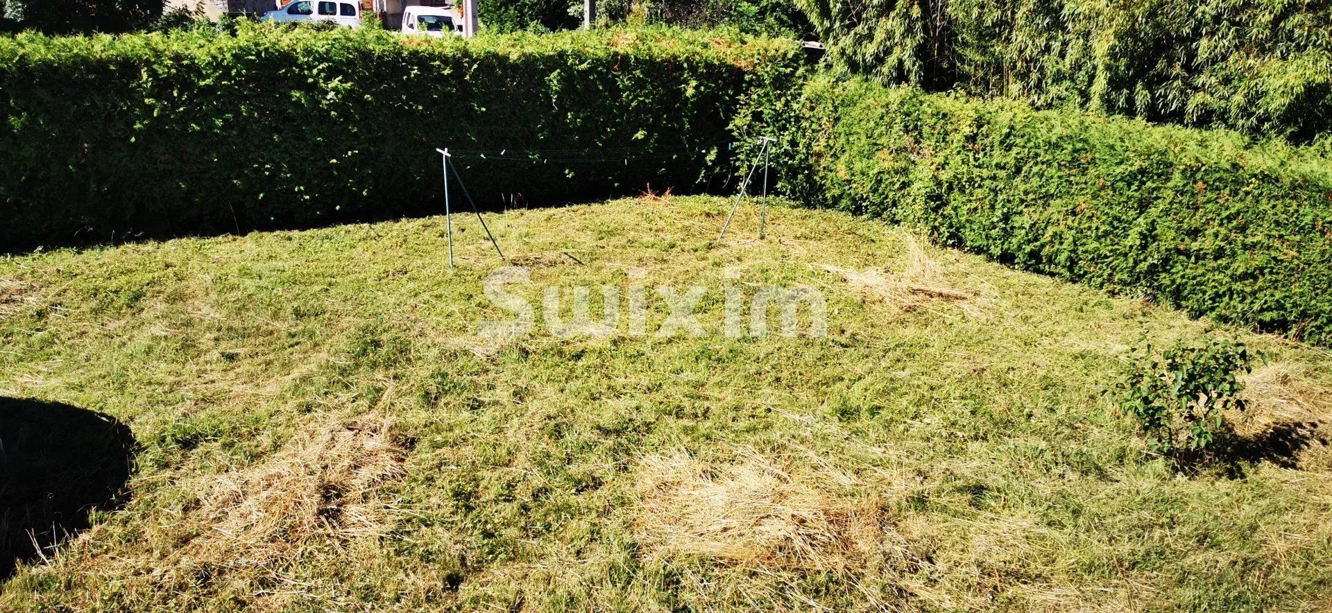 casa 8 Camere in vendita su Sermange (39700)