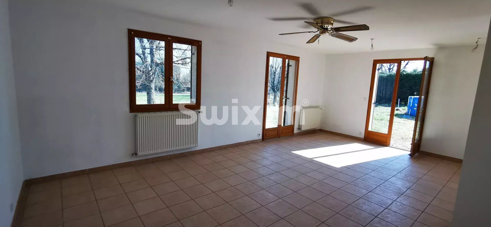 casa 8 Camere in vendita su Sermange (39700)