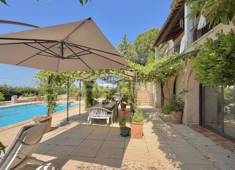 Sale Property Lédignan 11&nbsp;Rooms 350&nbsp;m²