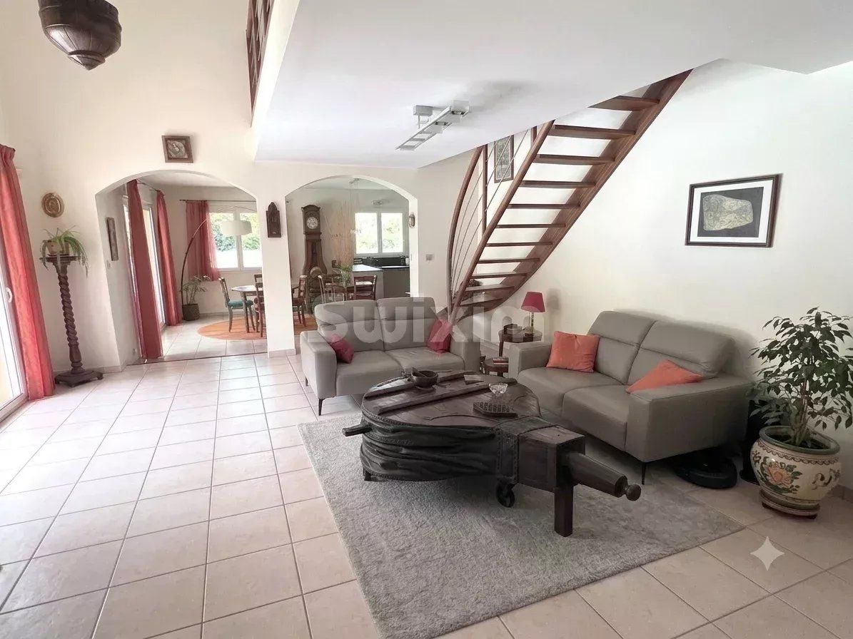house 5 Rooms for sale on Saint-Gély-du-Fesc (34980)