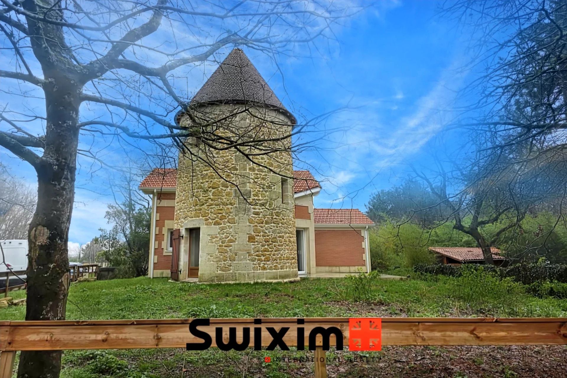 casa 5 Camere in vendita su Talais (33590)