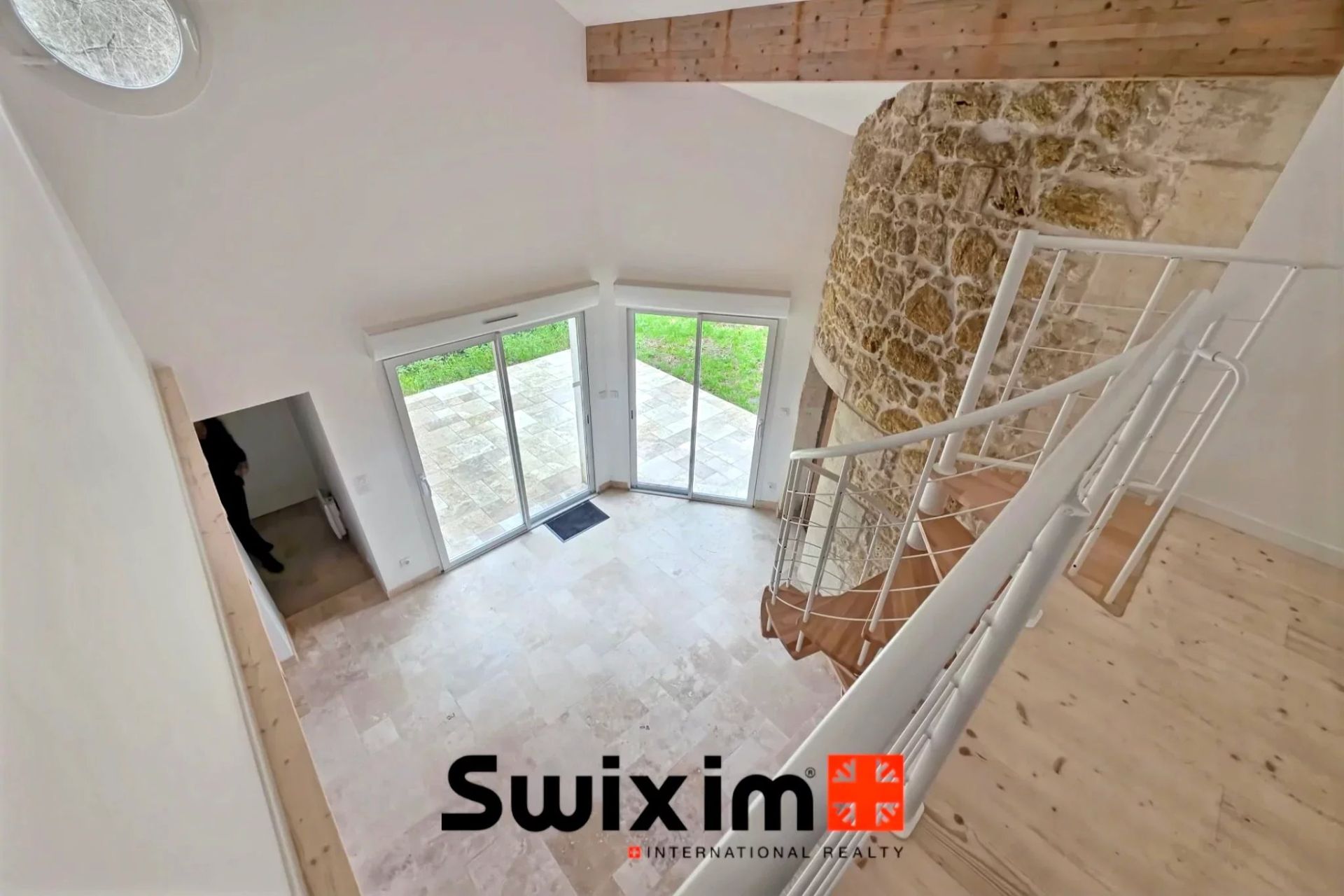 casa 5 Camere in vendita su Talais (33590)