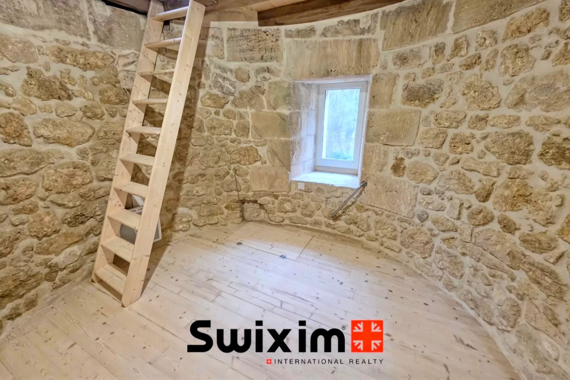 casa 5 Camere in vendita su Talais (33590)