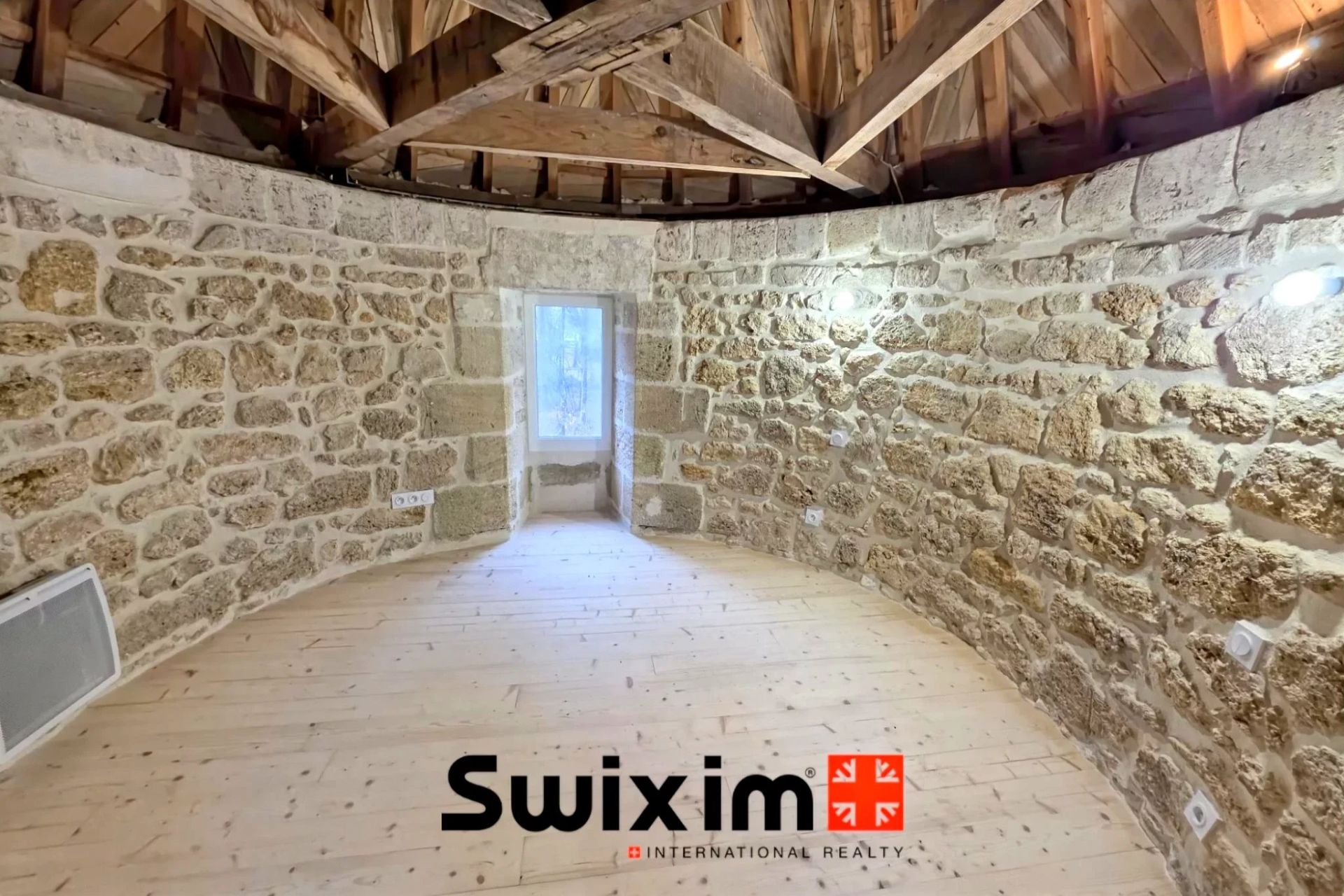 casa 5 Camere in vendita su Talais (33590)