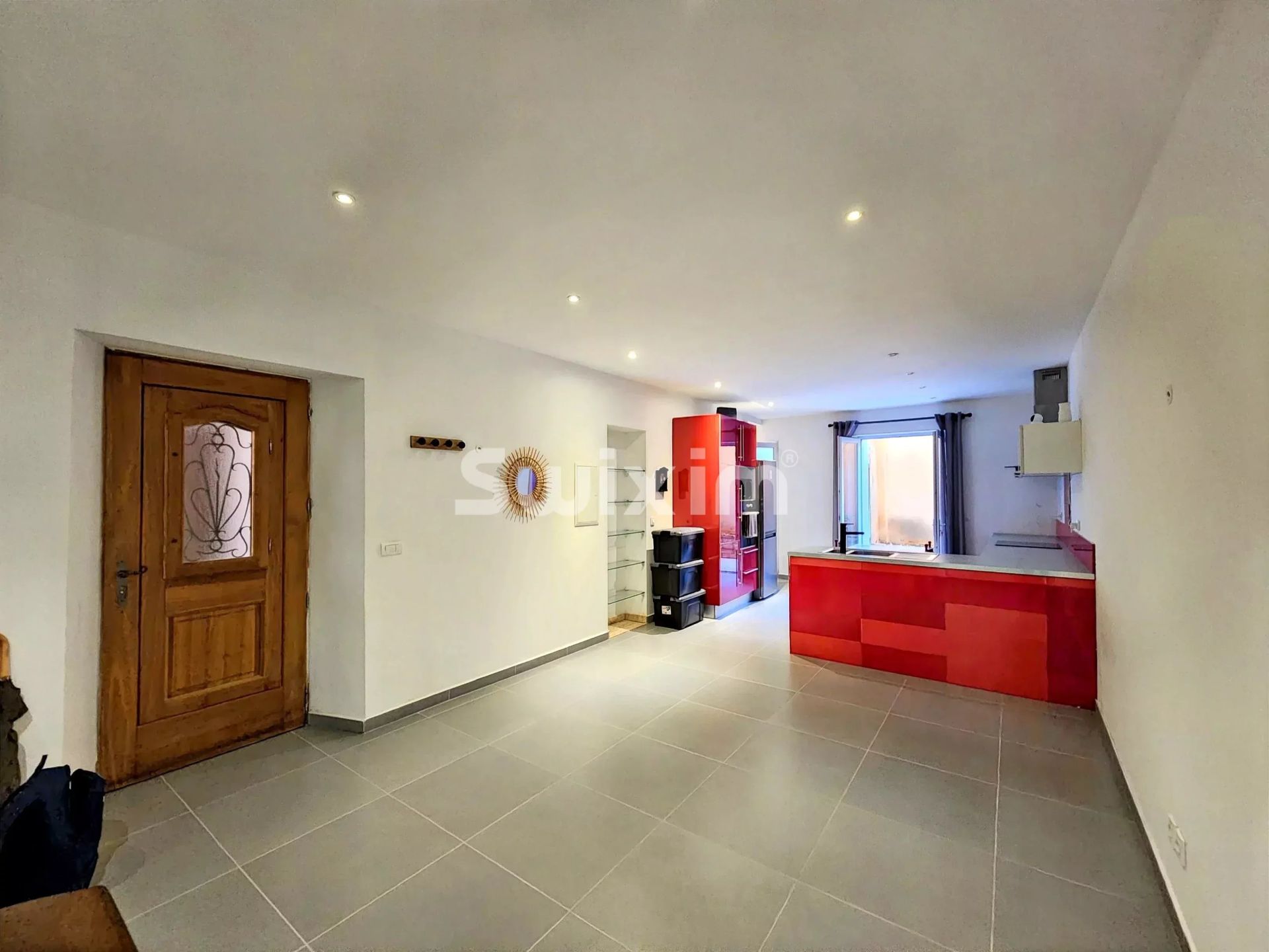 apartment 2 Rooms for sale on Les Arcs (83460)