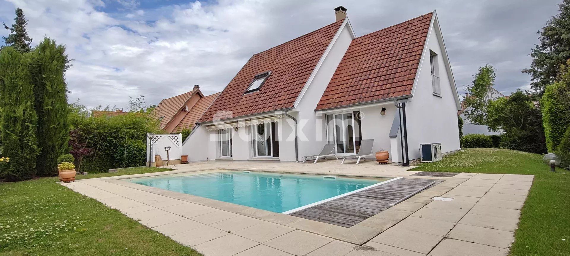 house 7 Rooms for rent on Lampertheim (67450)