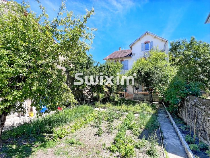 Verkauf Haus Arinthod 9&nbsp;Zimmer 196.08&nbsp;m²