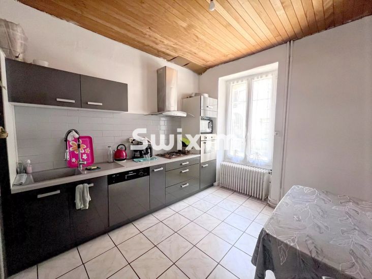 Verkauf Haus Arinthod 9&nbsp;Zimmer 196.08&nbsp;m²