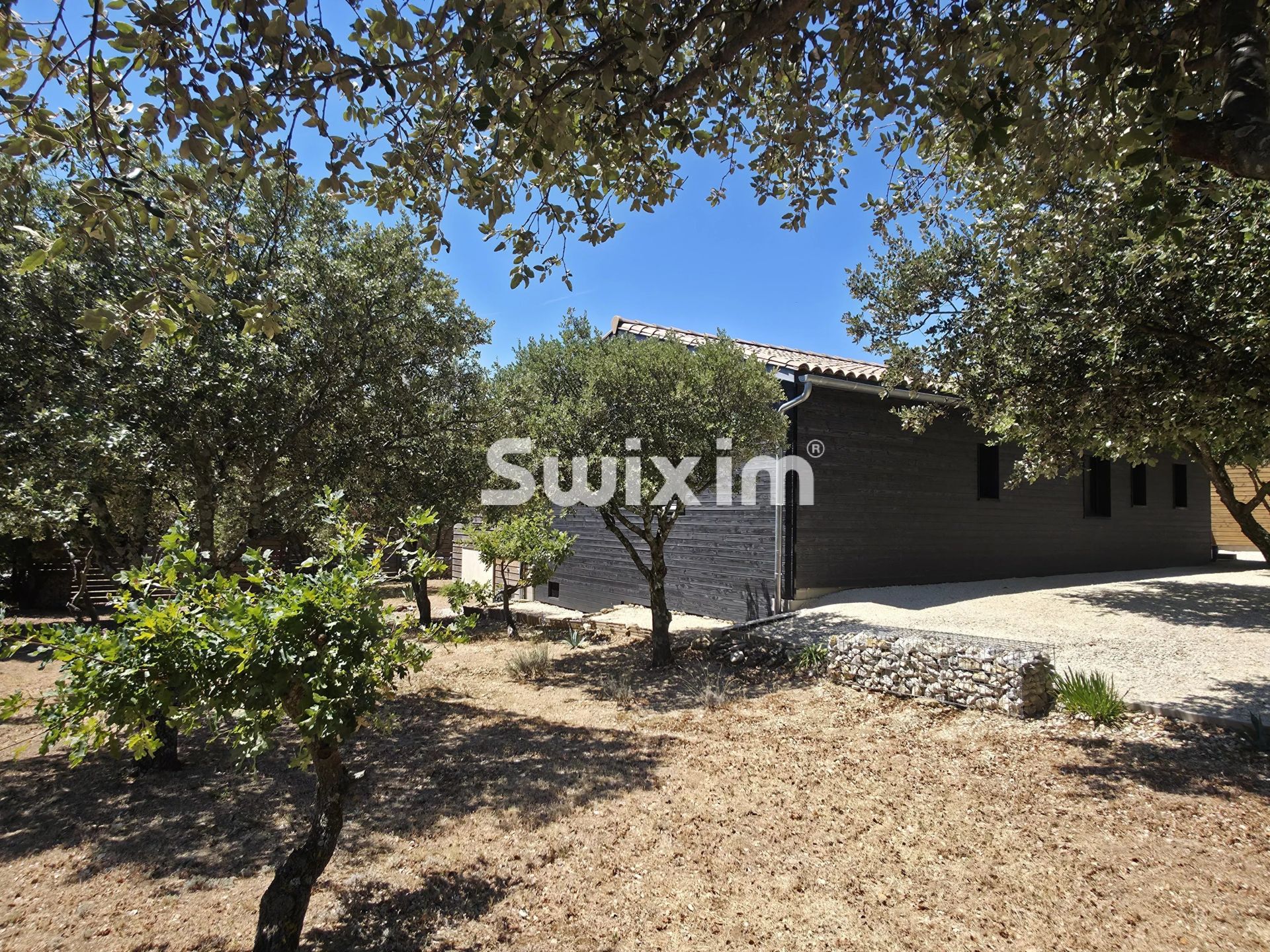 house 5 Rooms for sale on Grignan (26230)