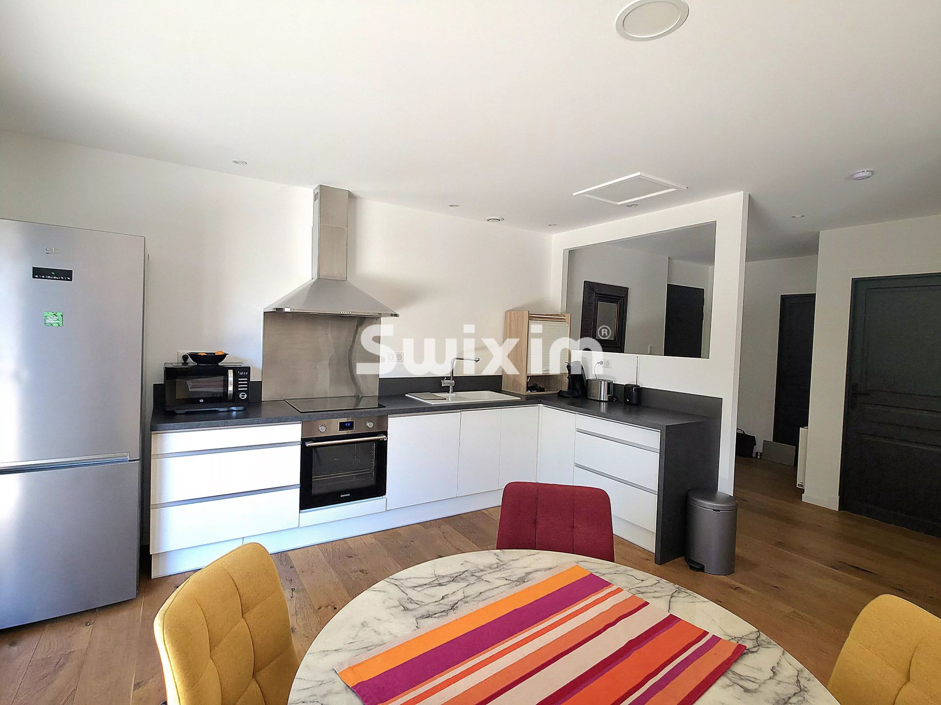 house 5 Rooms for sale on Grignan (26230)