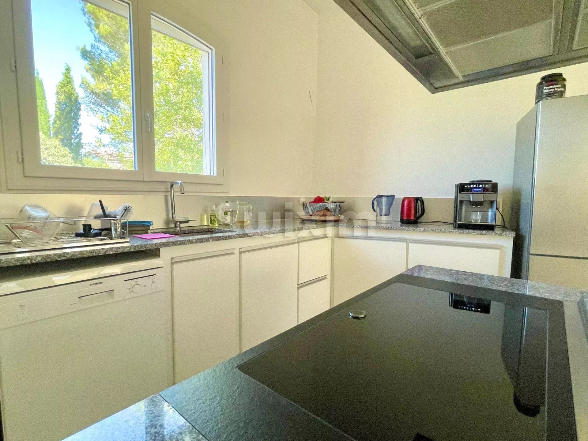 propiedad 23 Salas en venta en Moulézan (30350)