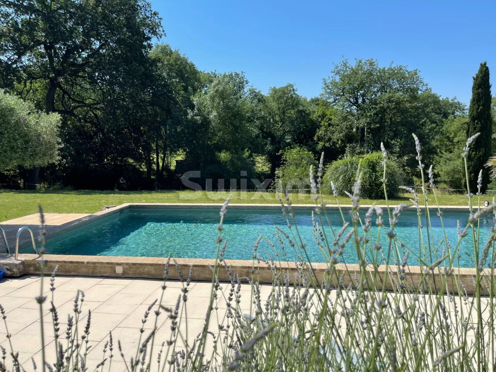 propiedad 23 Salas en venta en Moulézan (30350)