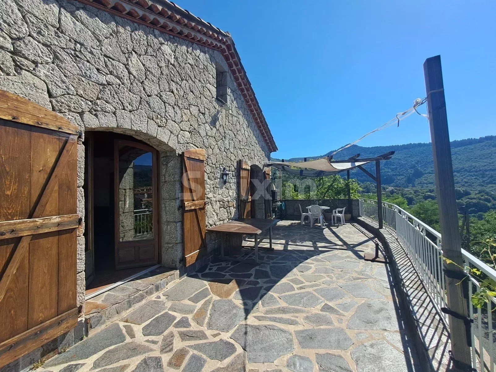 mas 7 Pièces en vente sur Vialas (48220)
