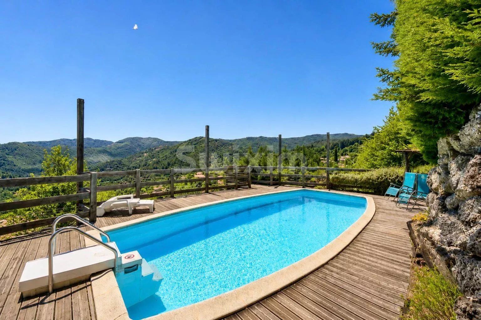 mas 7 Pièces en vente sur Vialas (48220)