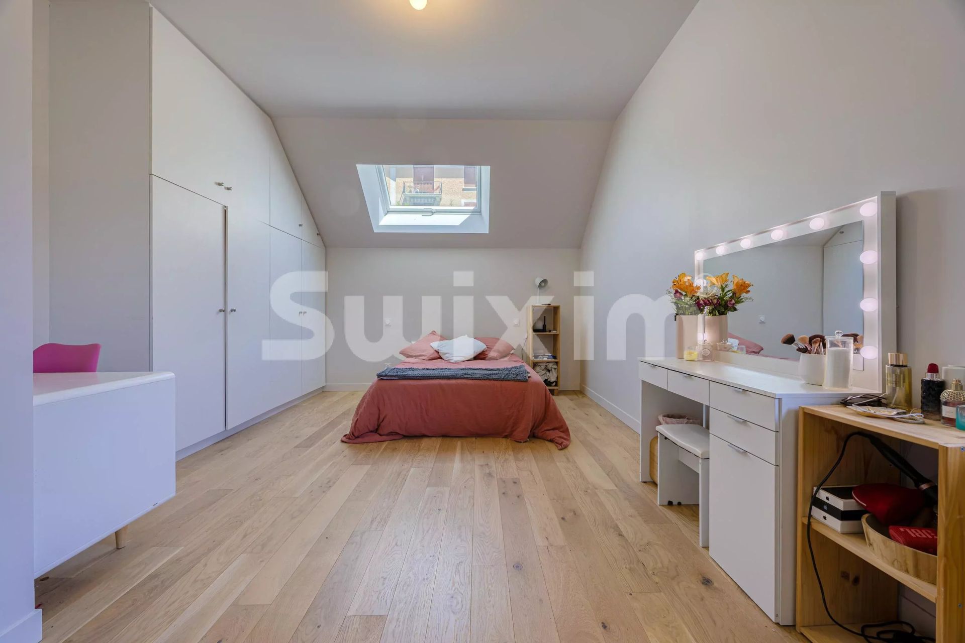 casa 10 Camere in vendita su Aix-les-Bains (73100)