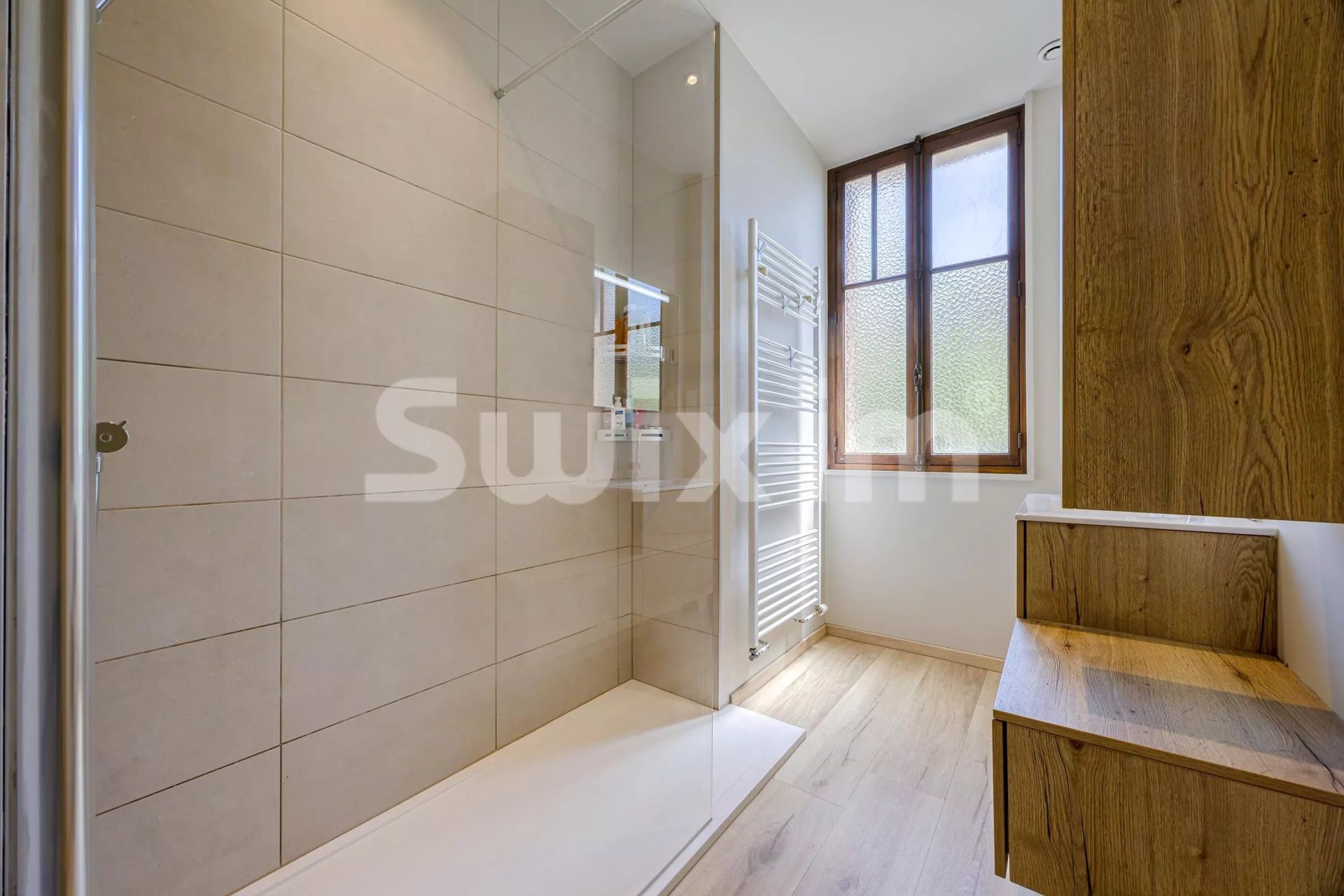 casa 10 Camere in vendita su Aix-les-Bains (73100)